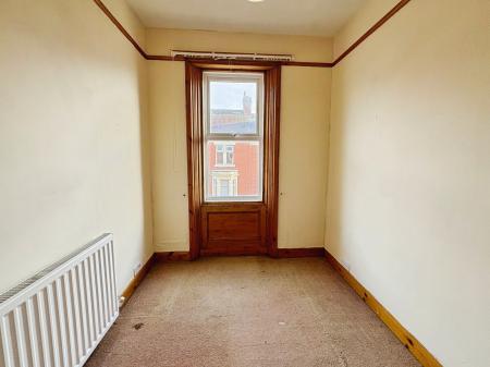 2 bedroom Flat for sale in Fairholm Road, Newcastle upon Tyne, NE4