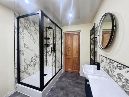 3 bedroom Terraced House for sale in Coronation Street, Ryton, NE40