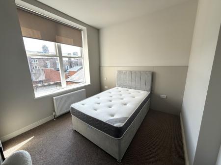 8 bedroom Terraced House to let in Azalea Terrace North 2, Sunderland, SR2