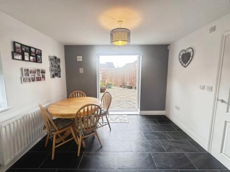 3 bedroom End of terrace house for sale in Greenvale Avenue, Slatyford, Newcastle upon Tyne, NE5