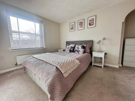 2 bedroom Flat for sale in Nursery Gardens, Fenham, Newcastle upon Tyne, NE5