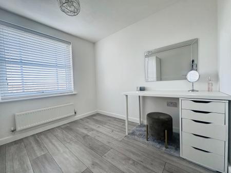 2 bedroom Flat for sale in Nursery Gardens, Fenham, Newcastle upon Tyne, NE5