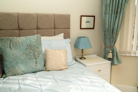 4 bedroom Semi-detached house for sale in Thorntree Drive, Denton Burn, Newcastle upon Tyne, NE15