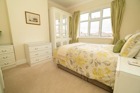 4 bedroom Semi-detached house for sale in Thorntree Drive, Denton Burn, Newcastle upon Tyne, NE15