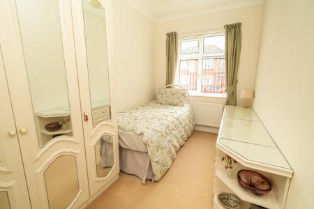 4 bedroom Semi-detached house for sale in Thorntree Drive, Denton Burn, Newcastle upon Tyne, NE15