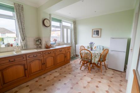 4 bedroom Semi-detached house for sale in Thorntree Drive, Denton Burn, Newcastle upon Tyne, NE15