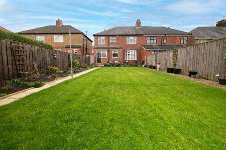 4 bedroom Semi-detached house for sale in Thorntree Drive, Denton Burn, Newcastle upon Tyne, NE15