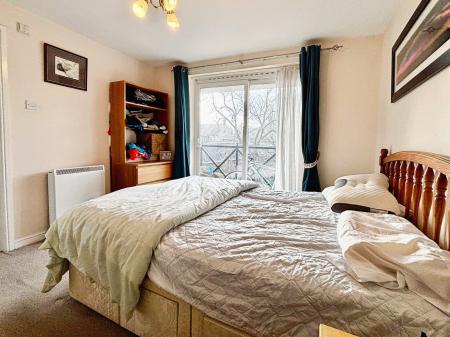 2 bedroom Flat for sale in Belvedere Gardens, Benton, Newcastle upon Tyne, NE12