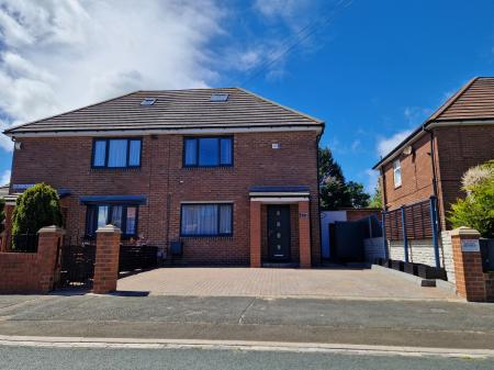 2 bedroom Semi-detached house for sale in Ford Crescent, Shiremoor, NE27