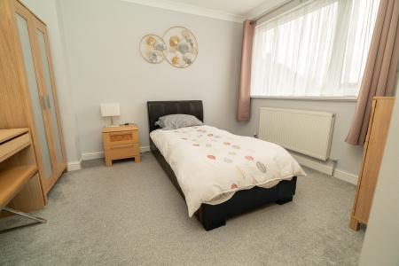 2 bedroom Semi-detached house for sale in Ford Crescent, Shiremoor, NE27