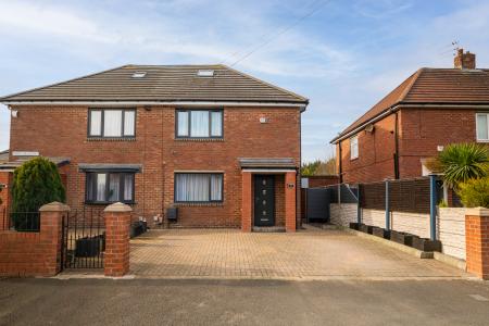 2 bedroom Semi-detached house for sale in Ford Crescent, Newcastle upon Tyne, NE27
