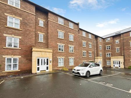 2 bedroom Flat for sale in Blandford Court, City Centre, Newcastle upon Tyne, NE4