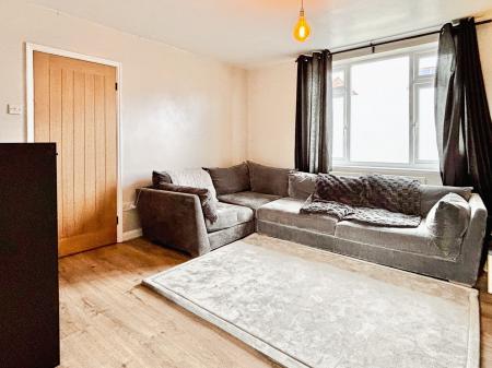 3 bedroom Semi-detached house for sale in Hampshire Gardens, Wallsend, NE28