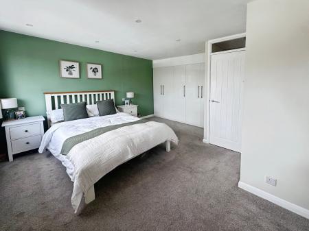 2 bedroom Terraced House for sale in Colnbrook Close, Kingston Park, NE3