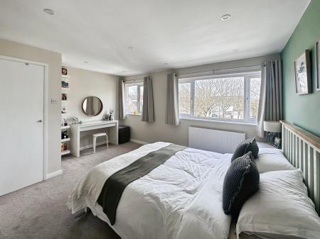2 bedroom Terraced House for sale in Colnbrook Close, Kingston Park, NE3