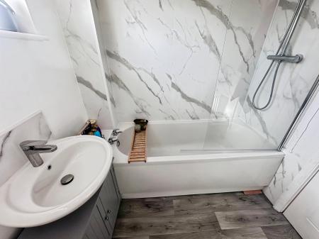 2 bedroom Terraced House for sale in Colnbrook Close, Kingston Park, NE3