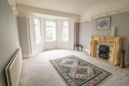 4 bedroom Terraced House for sale in Loraine Terrace, Lemington, Newcastle upon Tyne, NE15