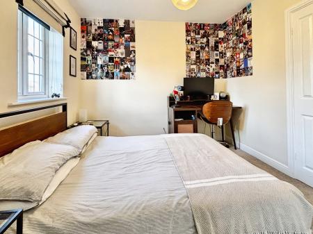 1 bedroom Flat for sale in Beaumaris Court, Longbenton, Newcastle upon Tyne, NE12