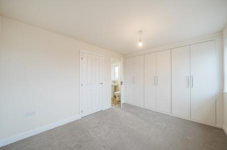 3 bedroom Town house to let in Wayfaring Avenue, Throckley, Newcastle upon Tyne, NE15