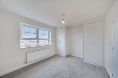 4 bedroom Town house to let in Wayfaring Avenue, Throckley, Newcastle upon Tyne, NE15