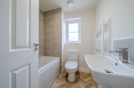 4 bedroom Detached house to let in Daisy Lane, Throckley, Newcastle upon Tyne, NE15