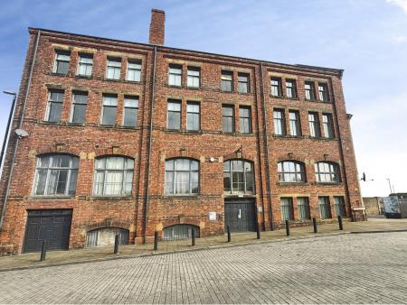 1 bedroom Studio flat for sale in Worsdell House Hudson Street, Gateshead, NE8