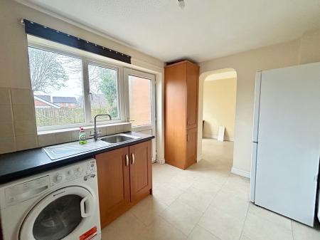2 bedroom Semi-detached house to let in Romsey Grove, Lemington Rise, Newcastle upon Tyne, NE15