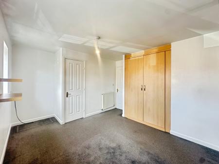 2 bedroom Terraced House for sale in Housesteads Gardens, Longbenton, Newcastle upon Tyne, NE12
