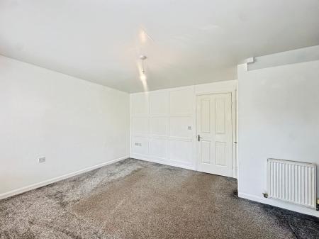 2 bedroom Terraced House for sale in Housesteads Gardens, Longbenton, Newcastle upon Tyne, NE12