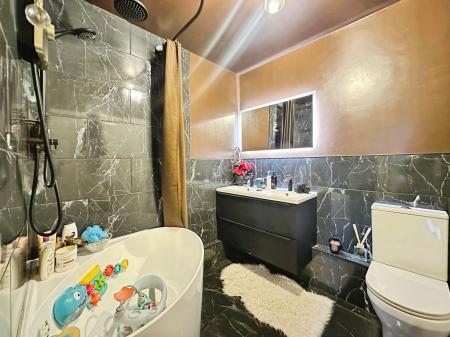 1 bedroom Flat for sale in Williams Park, Benton, Newcastle upon Tyne, NE12