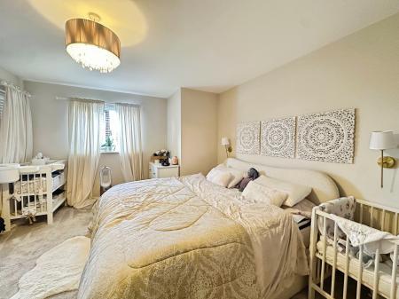 1 bedroom Flat for sale in Williams Park, Benton, Newcastle upon Tyne, NE12