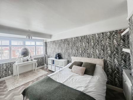 3 bedroom Semi-detached house for sale in Hillside Avenue, South West Denton, Newcastle upon Tyne, NE15
