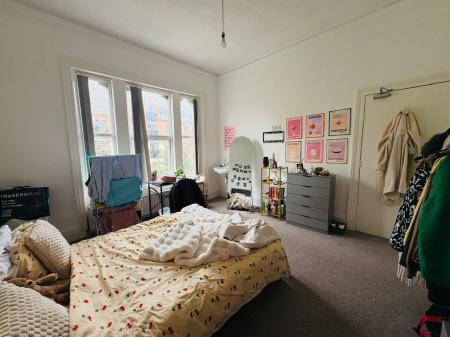 8 bedroom House of Multiple Occupation to let in Mowbray Close, Sunderland, SR2