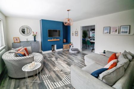 4 bedroom Semi-detached house for sale in Simonside Avenue, Wallsend, Wallsend, NE28