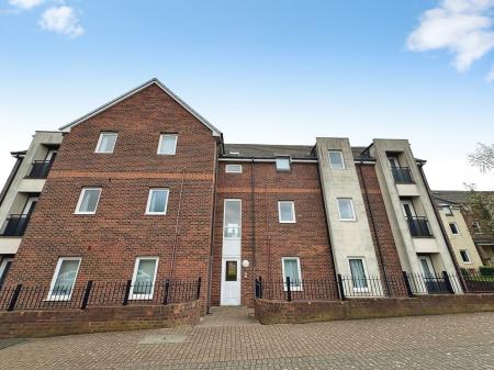2 bedroom Flat for sale in Romulus Court, Fenham, Newcastle upon Tyne, NE4