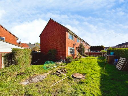 3 bedroom End of terrace house for sale in Shearwater Avenue, Longbenton, Newcastle upon Tyne, NE12