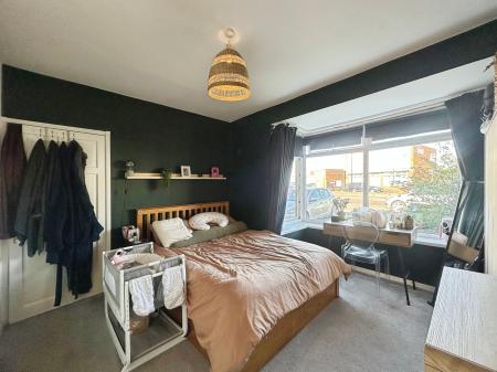 2 bedroom Flat for sale in Benfield Road, Heaton, Newcastle upon Tyne, NE6