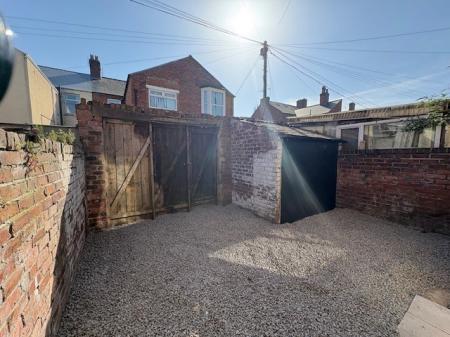 1 bedroom House of Multiple Occupation to let in Westbrook Terrace, Darlington, DL3