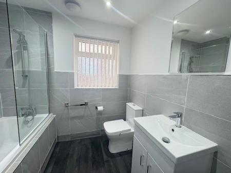 2 bedroom Bungalow to let in Goodwood Close, Chapel Park, Newcastle upon Tyne, NE5