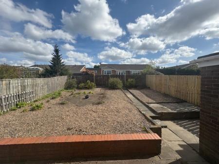 2 bedroom Bungalow to let in Goodwood Close, Chapel Park, Newcastle upon Tyne, NE5