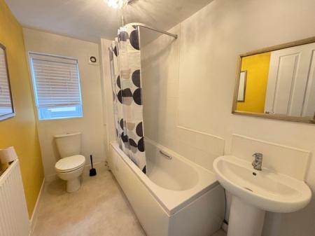3 bedroom Semi-detached house to let in Hall Drive, Dinnington, Newcastle upon Tyne, NE13