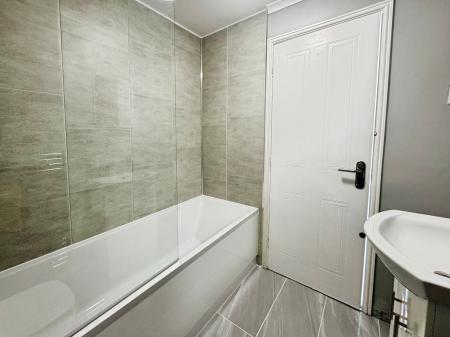 2 bedroom End of terrace house for sale in Gardner Park, North Shields, North Shields, NE29
