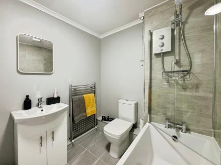 2 bedroom End of terrace house for sale in Gardner Park, North Shields, North Shields, NE29