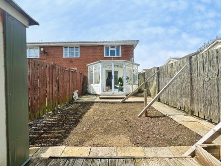 2 bedroom End of terrace house for sale in Gardner Park, North Shields, North Shields, NE29