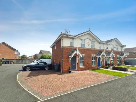 2 bedroom End of terrace house for sale in Gardner Park, North Shields, North Shields, NE29