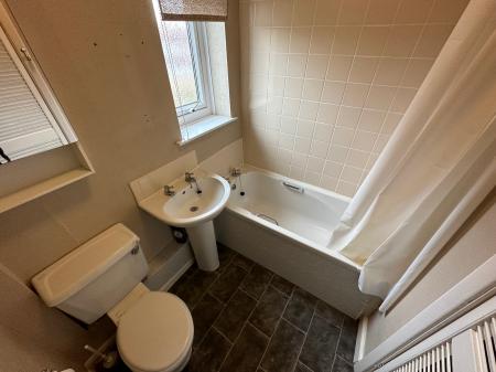 2 bedroom Terraced House to let in Springfield Road, Newcastle upon Tyne, NE5