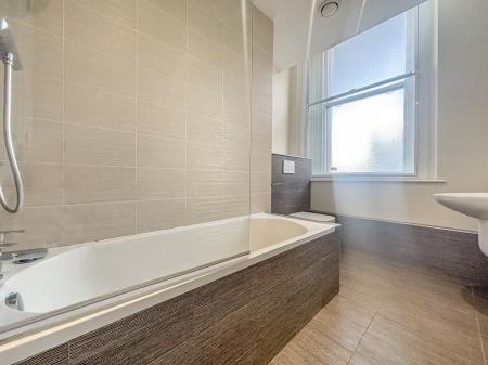 2 bedroom Flat for sale in Queen Street, Quayside, Newcastle upon Tyne, NE1