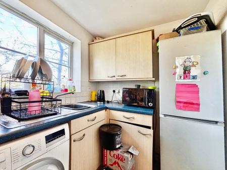 2 bedroom Flat for sale in The Copse, Forest Hall, Newcastle upon Tyne, NE12