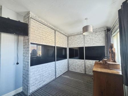 2 bedroom Semi-detached house for sale in Haydon Place, Slatyford, Newcastle upon Tyne, NE5