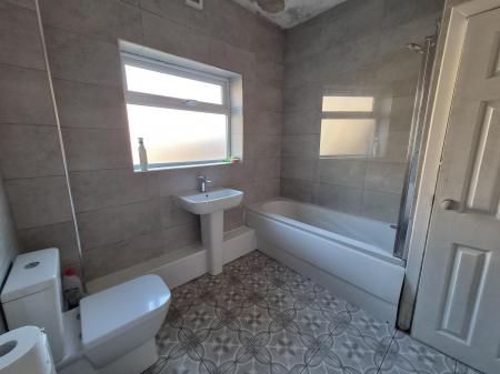 2 bedroom Flat to let in Northumberland Street, Wallsend, NE28